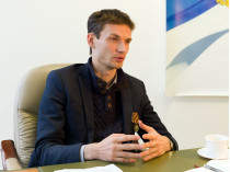 министр связи ДНР Виктор Яценко