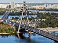 В Киеве ограничат движение по Северному мосту и закроют скоростной трамвай