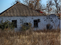 разрушенный дом