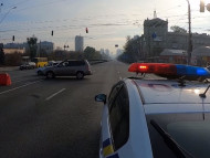 В Киеве восстановили движение транспорта на проспекте Победы (видео)