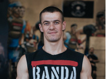 27-летний гимнаст Виктор Набок 