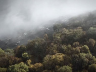 Киев окутал густой туман: в сети делятся впечатляющими фото столицы