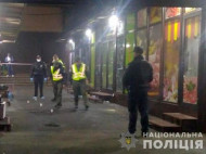В полиции раскрыли детали ночного взрыва на Троещине и показали новые фото