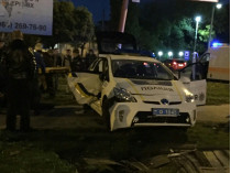 Prius патрульных влетел в микроавтобус в центре Николаева: фото и видео с места происшествия