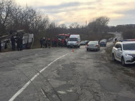 Под Хмельницким разбился рейсовый автобус: фото и видео с места аварии