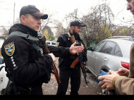 Известному фотографу запретили работать в зоне ООС на Донбассе: в сети разгорается скандал