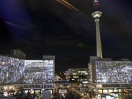 В Германии отмечают 30-летие падения Берлинской стены: как это происходит