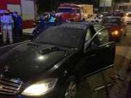 Подрыв Mercedes в Киеве: стало известно о состоянии пострадавших