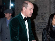 Принц Уильям вышел в свет в зеленом бархате и раскрыл секрет Кейт Миддлтон (фото)