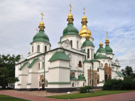 Церковь перестала быть моральным авторитетом для большинства украинцев, — данные опроса