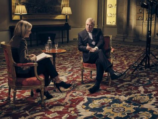 Принц Эндрю дает интервью журналистке BBC