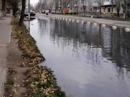Фекальный потоп на курорте: Бердянск залило нечистотами (фото)