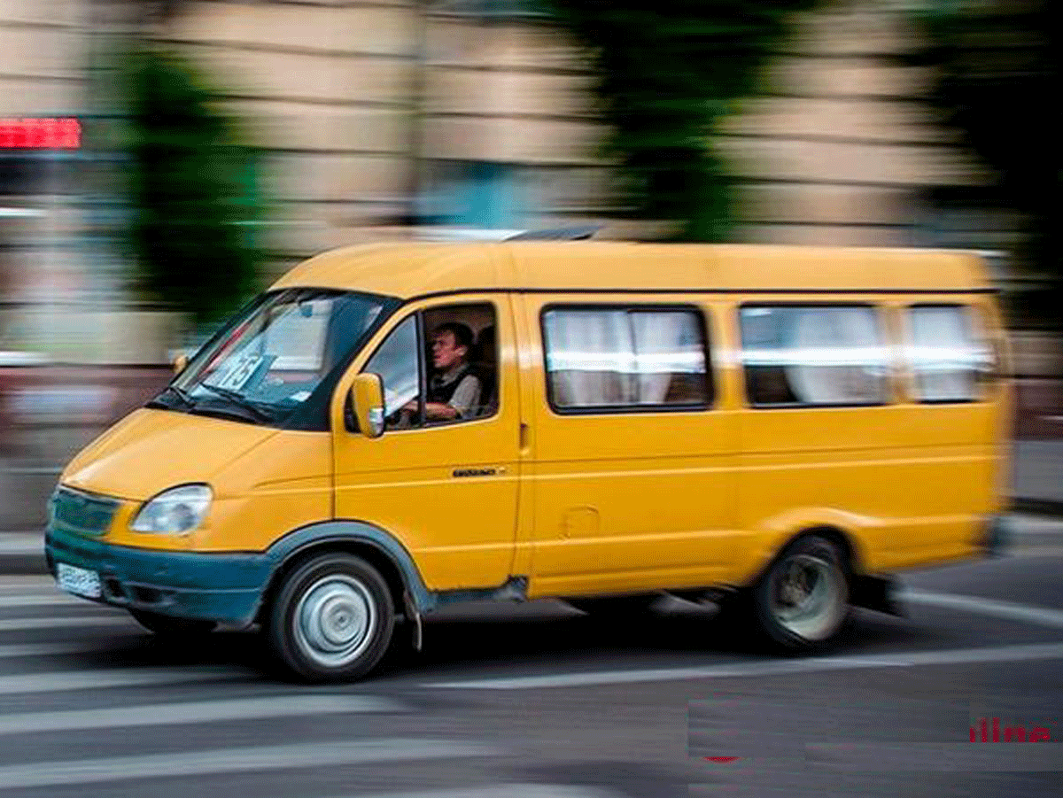 Фото в маршрутке с людьми