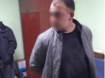Стреляли в полицейского из карабина и пытались откупиться: в Харькове задержали опасных преступников