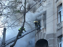 Пожар просто огромный: новые подробности ЧП в центре Одессы