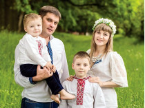 Сергей Довгань с семьей