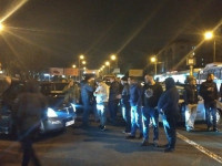 в Николаеве таксисты перекрыли движение по мосту
