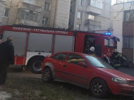 Во львовской многоэтажке взорвался газ, здание частично повреждено (фото, видео)