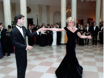 Принцесса Диана танцует с Джоном Траволтой
