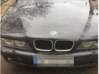 Автомобиль БМВ