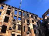 Скандал после пожара в Одессе: студентов колледжа перевели в такой же пожароопасный корпус