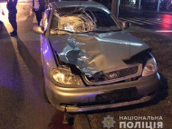 В Харькове на пешеходном переходе легковушка насмерть сбила двух мужчин