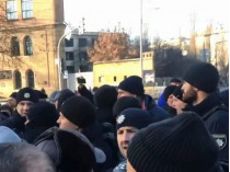 столкновения в центре Киева