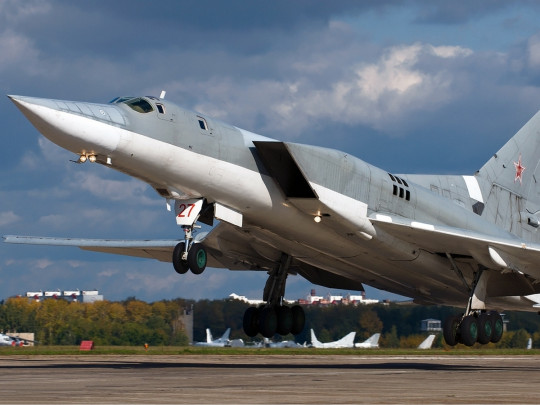 Бомбардировщик Ту-22М