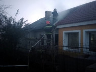 «Понял, что вот-вот задохнусь»: в Черкассах мужчина спас двоих детей на пожаре (фото, видео)