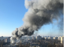 В Киеве горела многоэтажка на Подоле, есть жертвы