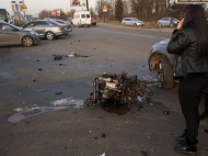 Под Львовом вылетевший из автомобиля двигатель травмировал пешехода (фото)