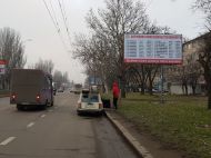 На улицах Николаева появились «доски позора» с адресами злостных должников за тепло (фото)