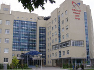 ЧП в киевском Институте сердца: молодой пациент выпрыгнул из окна четвертого этажа и остался жив