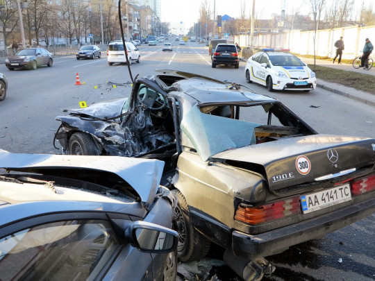 Авария в Киеве 3 января