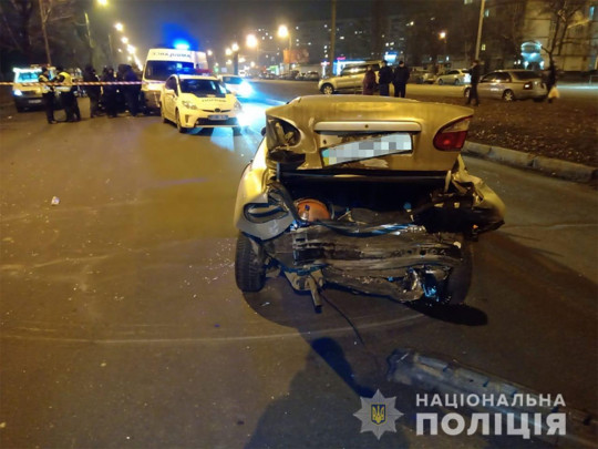 В Харькове мужчина устроил жесткое ДТП и напал на копа (фото)