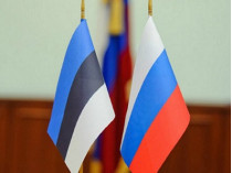 Флаги Эстонии и РФ