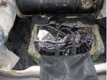 Поймали с 15 кг амфетамина: под Одессой иностранцы поставляли наркотики через границу (фото)