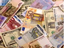 Доллары, евро и гривни