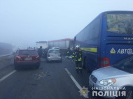 Масштабная авария на трассе Одесса — Киев: есть погибшие и пострадавшие (фото, видео)