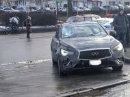 Infiniti насмерть сбила пешехода в Харькове: в сети появилось видео трагедии