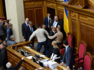 Тимошенко заняла место Разумкова в Раде: яркие фото