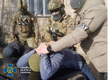В Ровно уголовник заказал убийство активиста, мешавшего незаконной добыче янтаря (фото, видео)