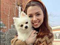 Анастасия с собакой
