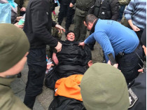 Самосожжение под Офисом Зеленского: медики сделали тревожное заявление