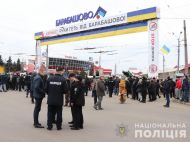 Беспорядки в Харькове на "Барабашово": задержаны более 50 человек (фото)