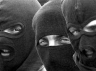 В Одессе вооруженные бандиты в масках напали на дом судьи