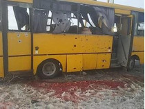 Боевики расстреляли автобус в Волновахе