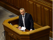 Рябошапку отправили в отставку