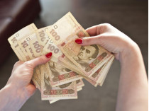 Самоизолировавшимся украинцам соцстрах будет выплачивать 50% зарплаты