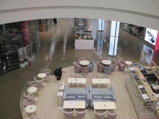 Потоп в Ocean Plaza